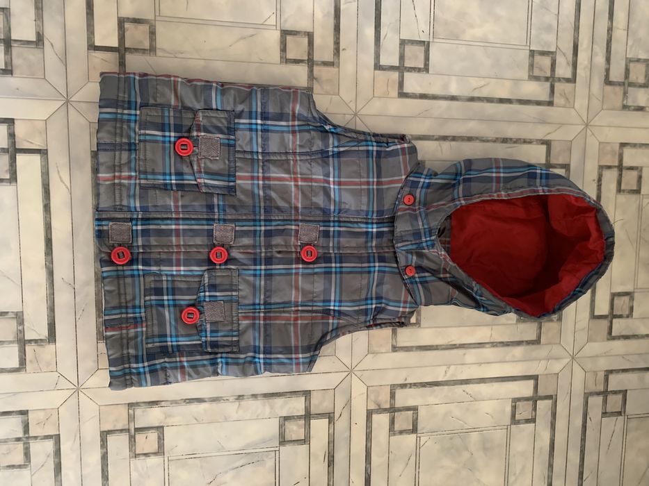 Детская жилетка унисекс (осень-весна)