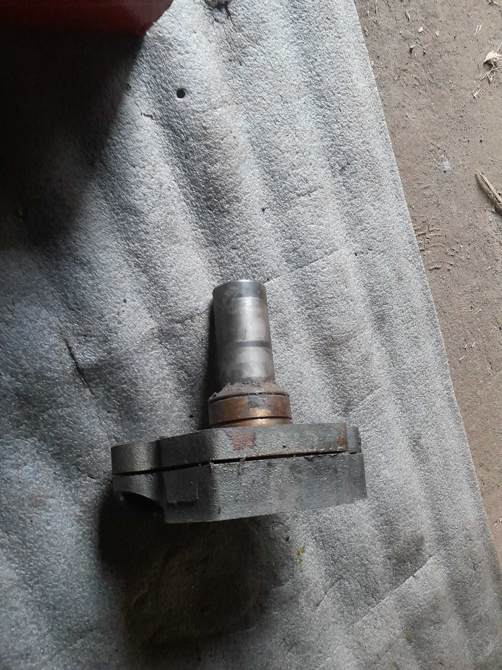 Pompa oleju John Deere 2650