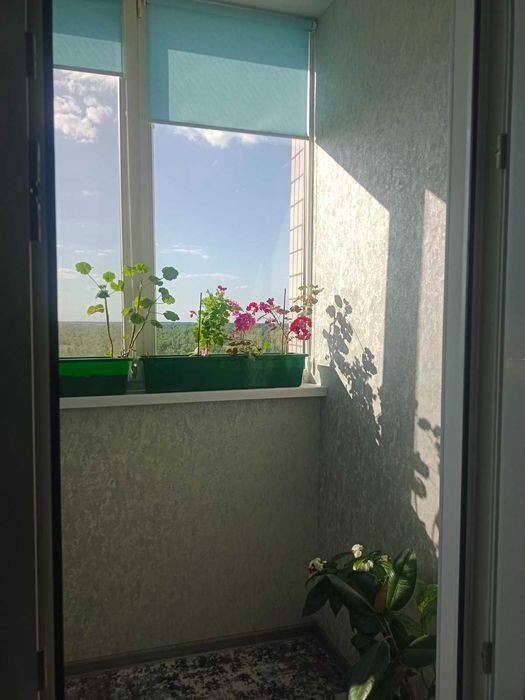 Продам 3 комнатную с ремонтом на левом берегу,alm