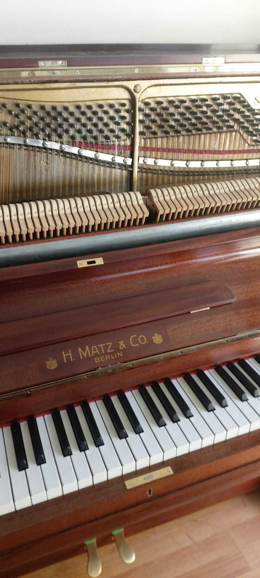 Piano vertical alemão H. Matz - Berlin