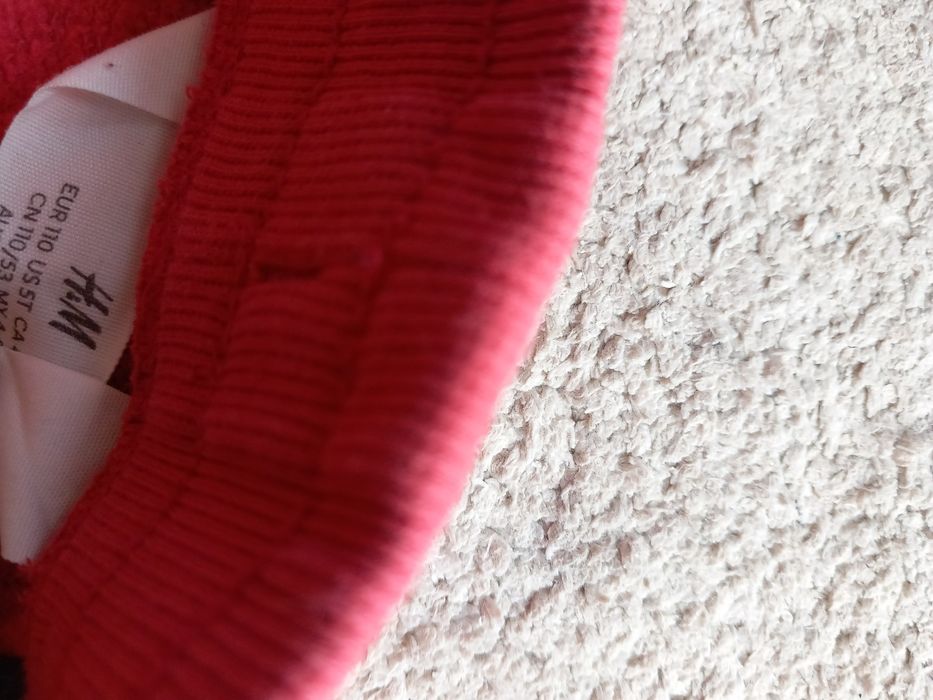 Czerwone spodnie dresowe h&m 110