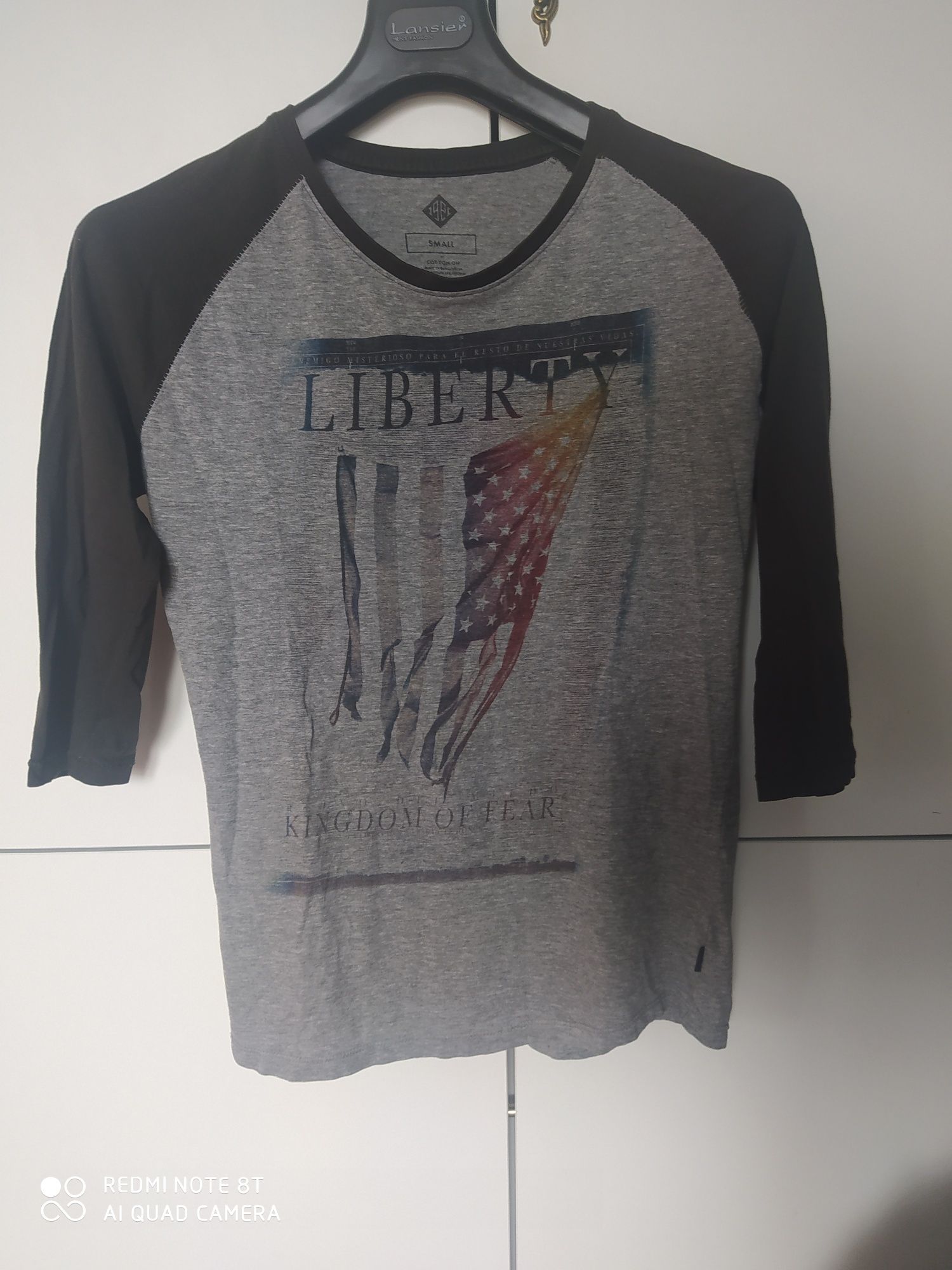 Koszulka z nadrukiem Liberty, rozmiar S/M