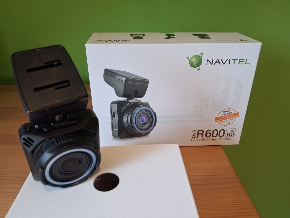 Navitel R600 rejestrator samochodowy