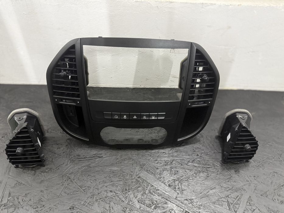 Дифлектор повітря воздуховод повітропровід Vito W447 Віто Метріс