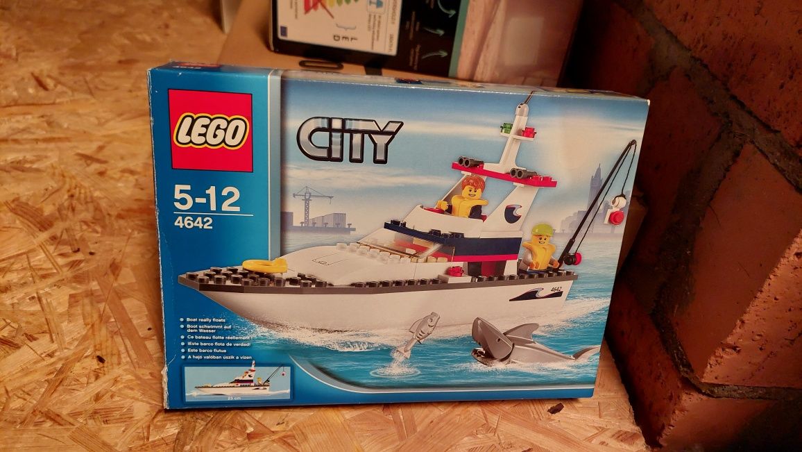 Lego City 4642 statek