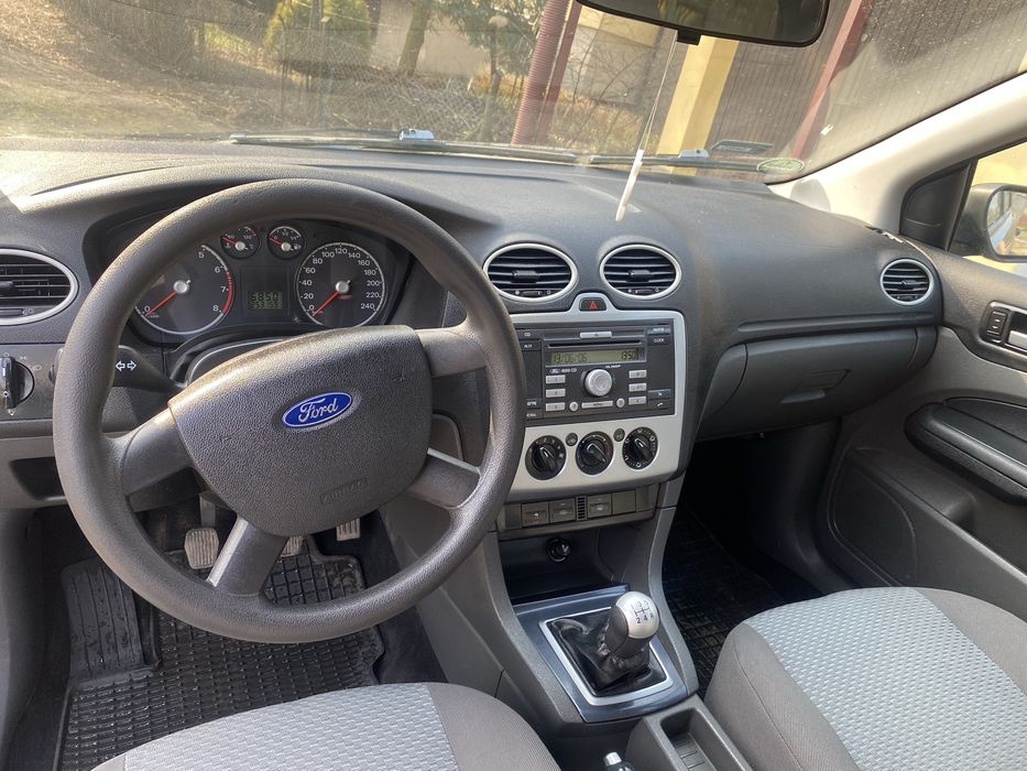 Ford focus 1,8 super stan zamiana
