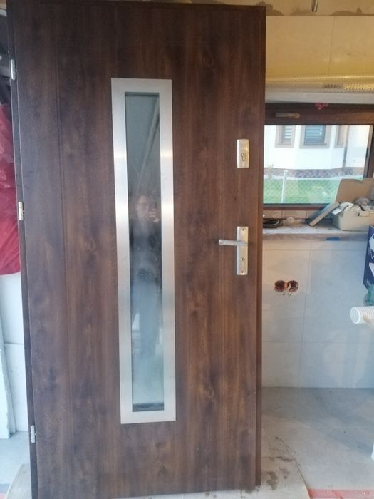 Drzwi zewnętrzne metalowe