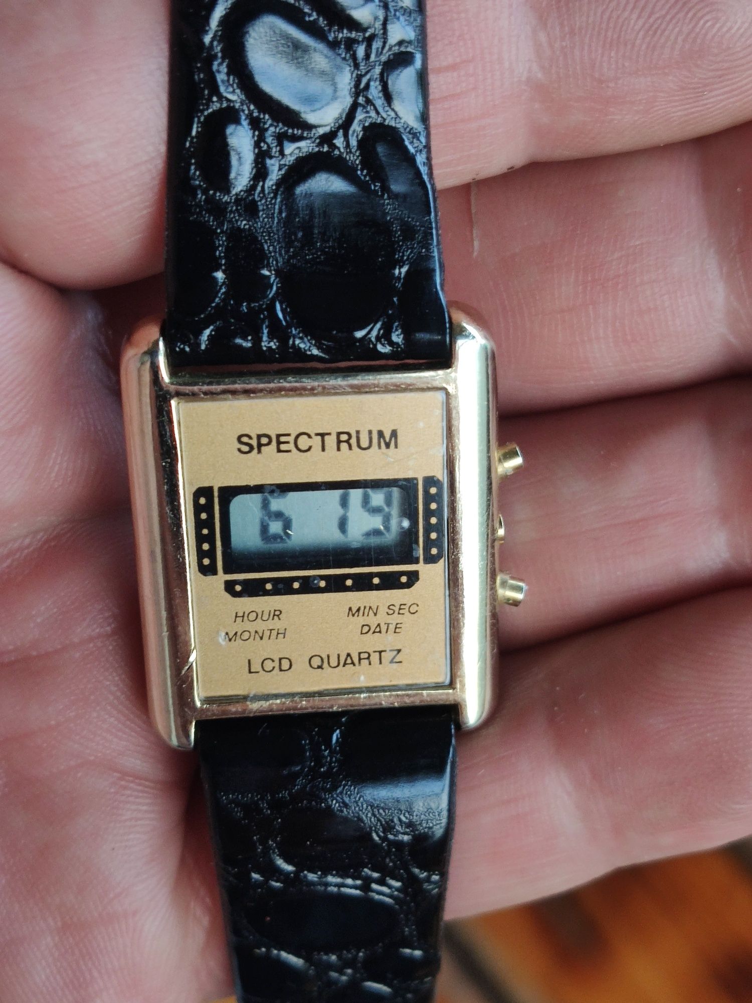 Zegarek prl damski SPECTRUM.