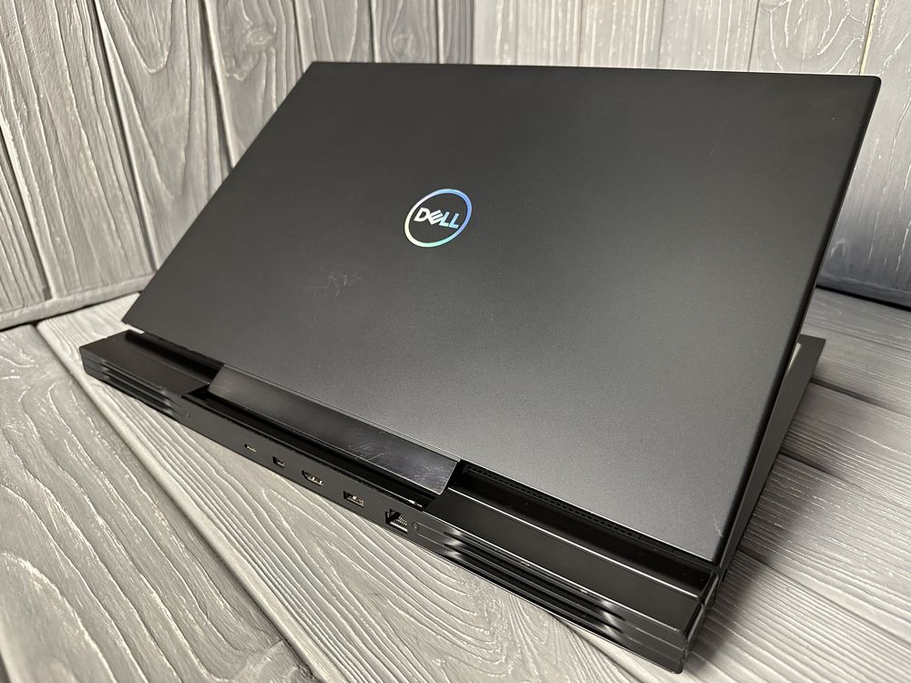 Dell G7 7790: Core i 7 10750H/RTX 2070/Ram 16Gb/SSD 512Gb