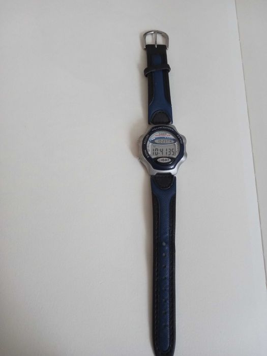 Zegarek Casio LW-24H stan db /mały rozmiar