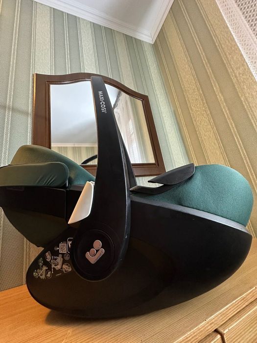 Автокрісло Maxi Cosi Pebble 360 Pro2.   + FamilyFix 360 Pro