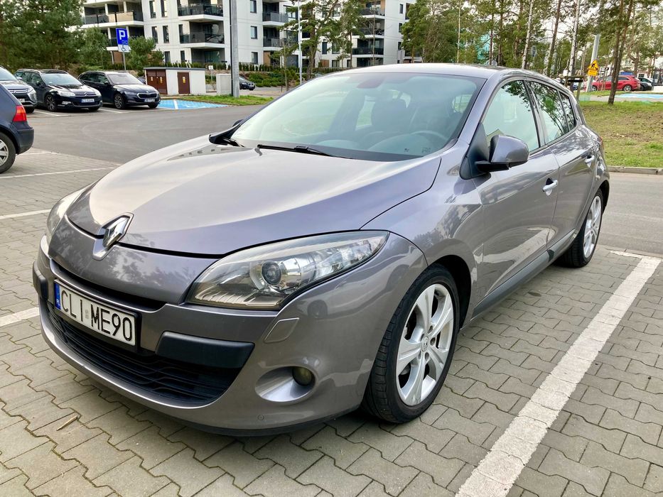 Renault Megane III hatchback 1.9 dci 130 KM, 6 biegów, klimatyzacja