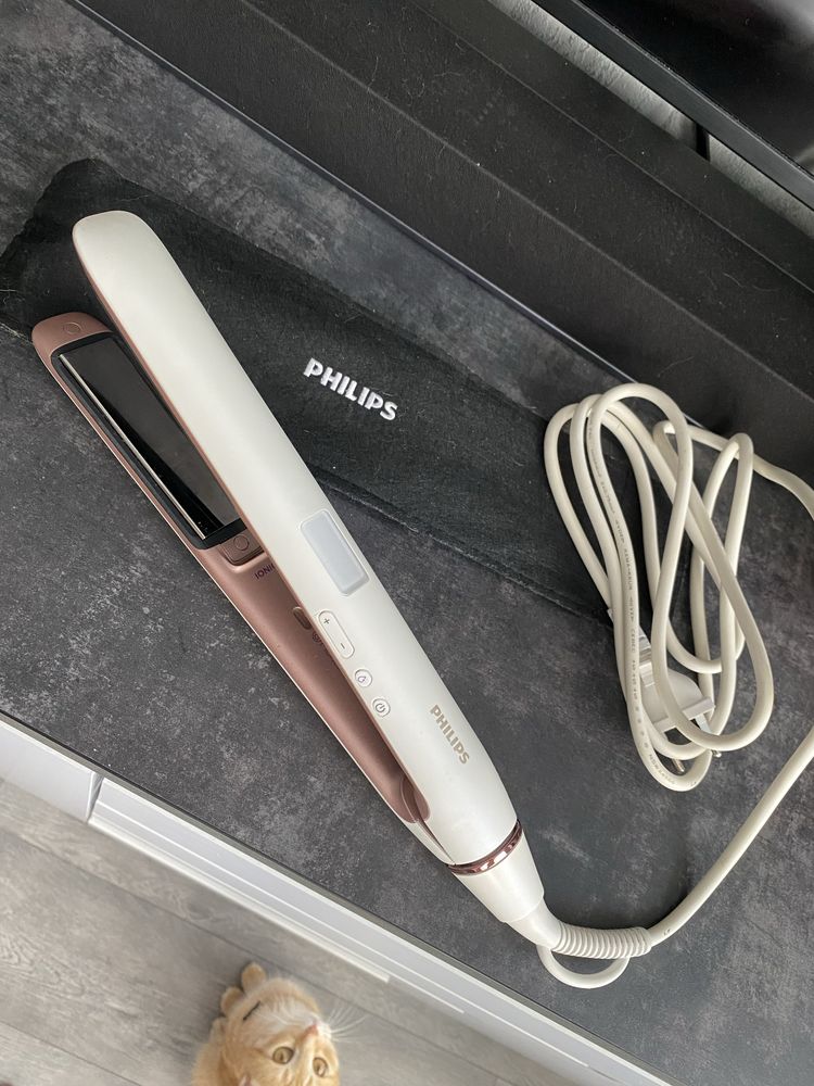 Стайлер для волосся PHILIPS MoistureProtect