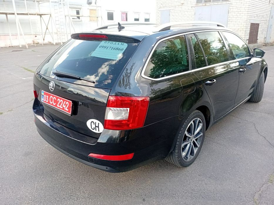Продам skoda oktavia a7 автомат 1.8
