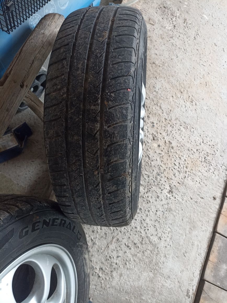 Alufelgi z oponami 195/65 R15 Seat