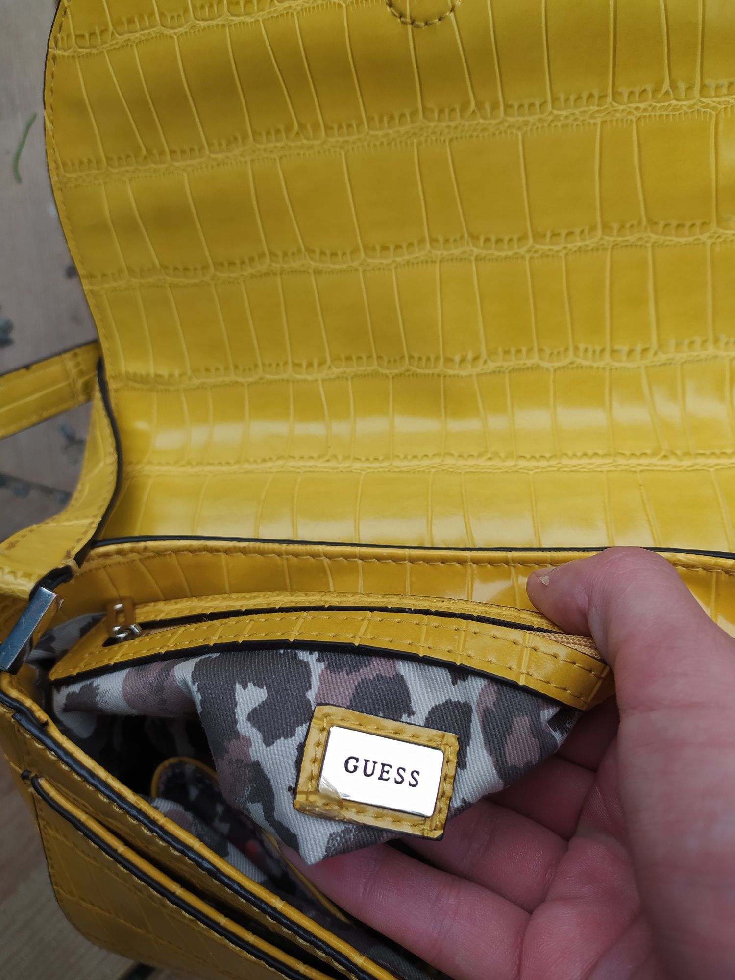 Сумка Guess оригинал