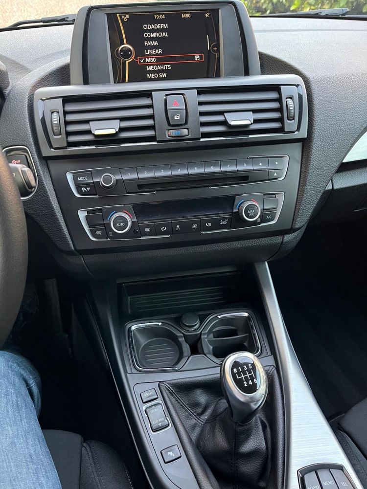 BMW Série 1 116d | 2013 | Full Extras | Interior impecável