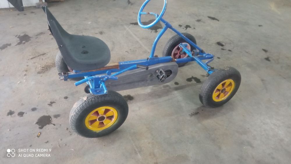 Gokart na pedały. Pompowane koła