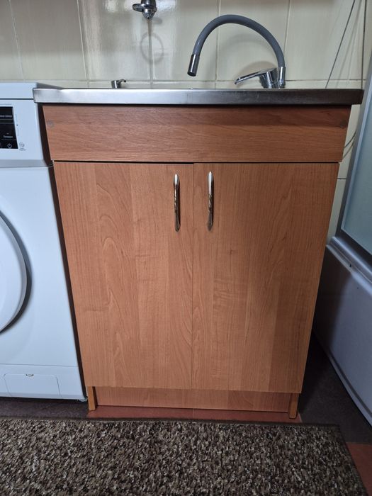 Продам кухонную мойку