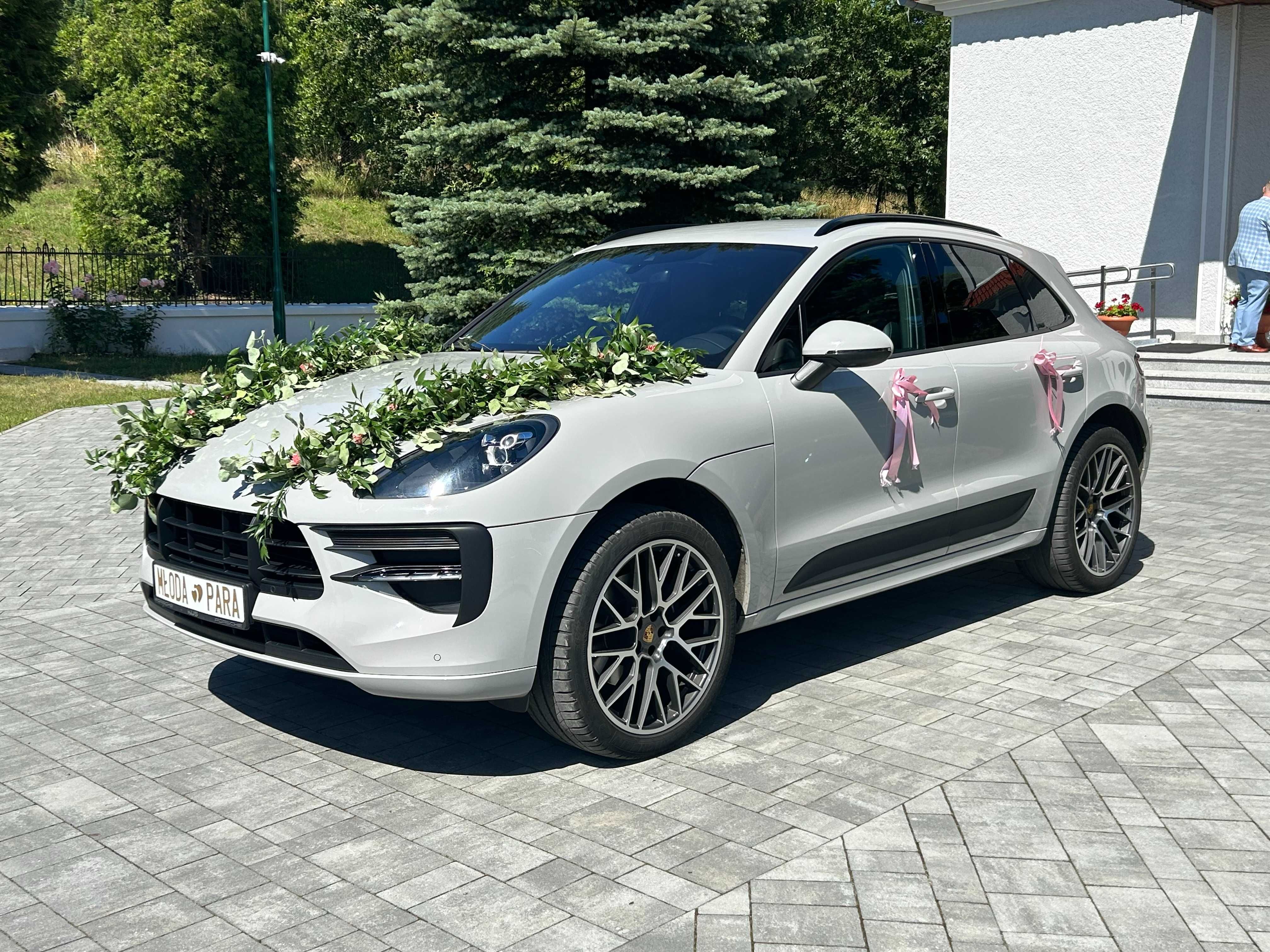 Samochód do ślubu- Porsche Macan w kolorze Crayon