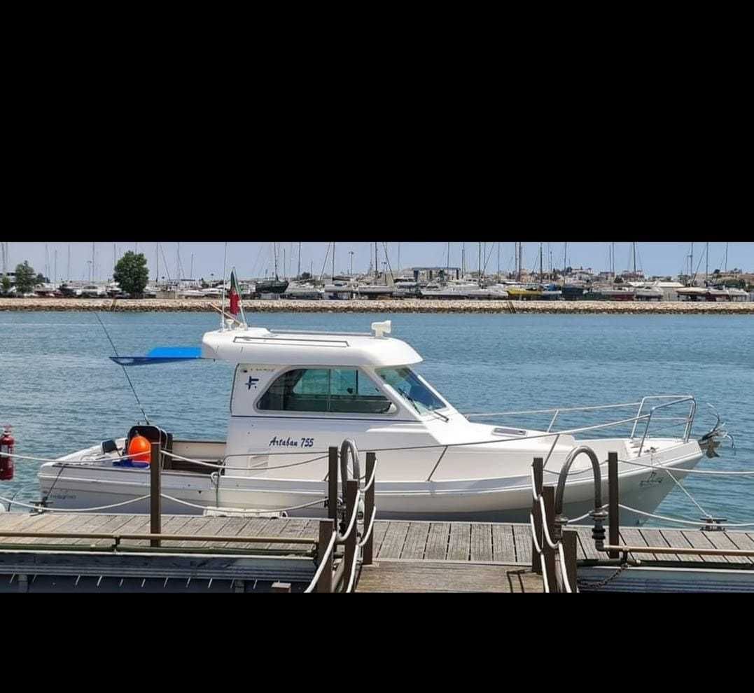 Barco cabinado  , pesca/recreio