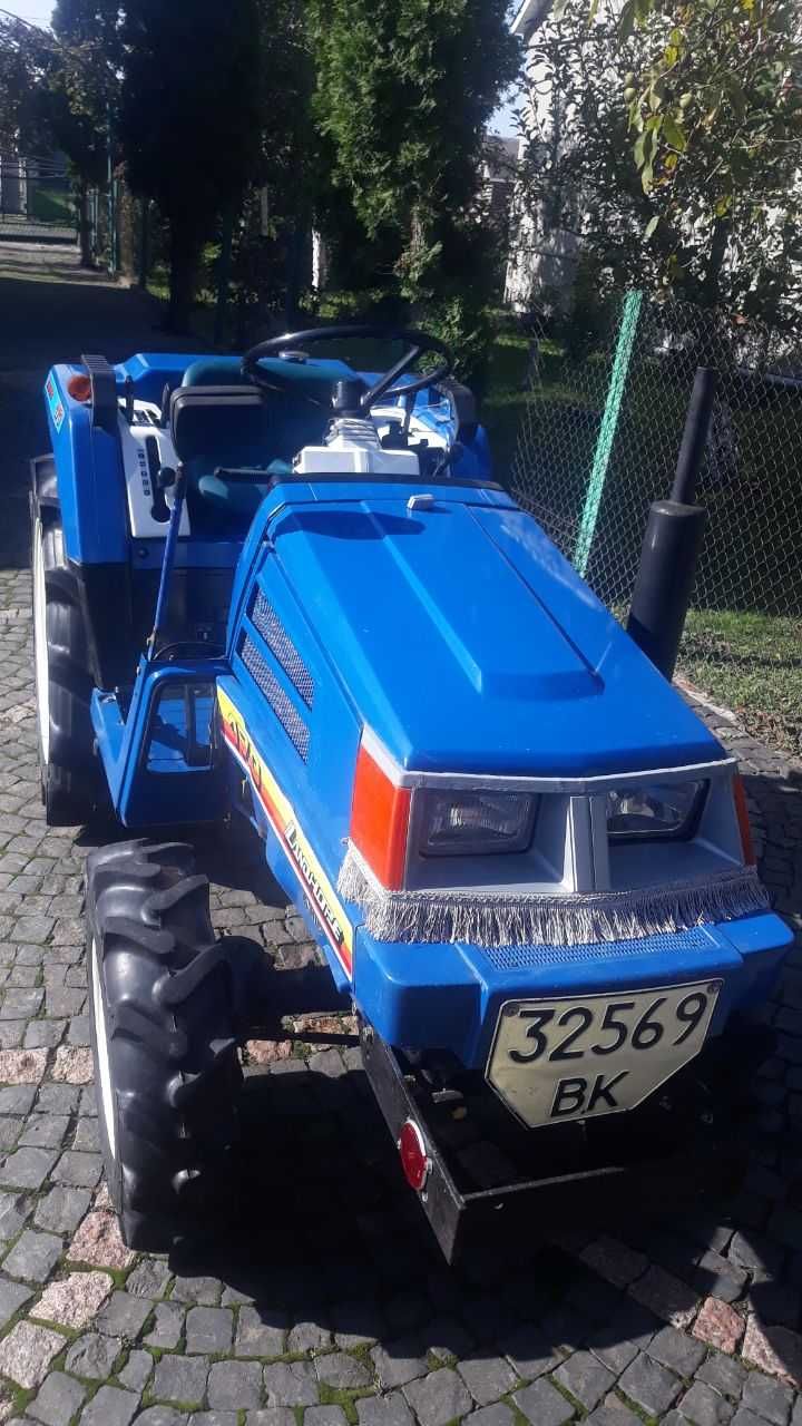 Японський Iseki TU 170 з фрезою 1.3м