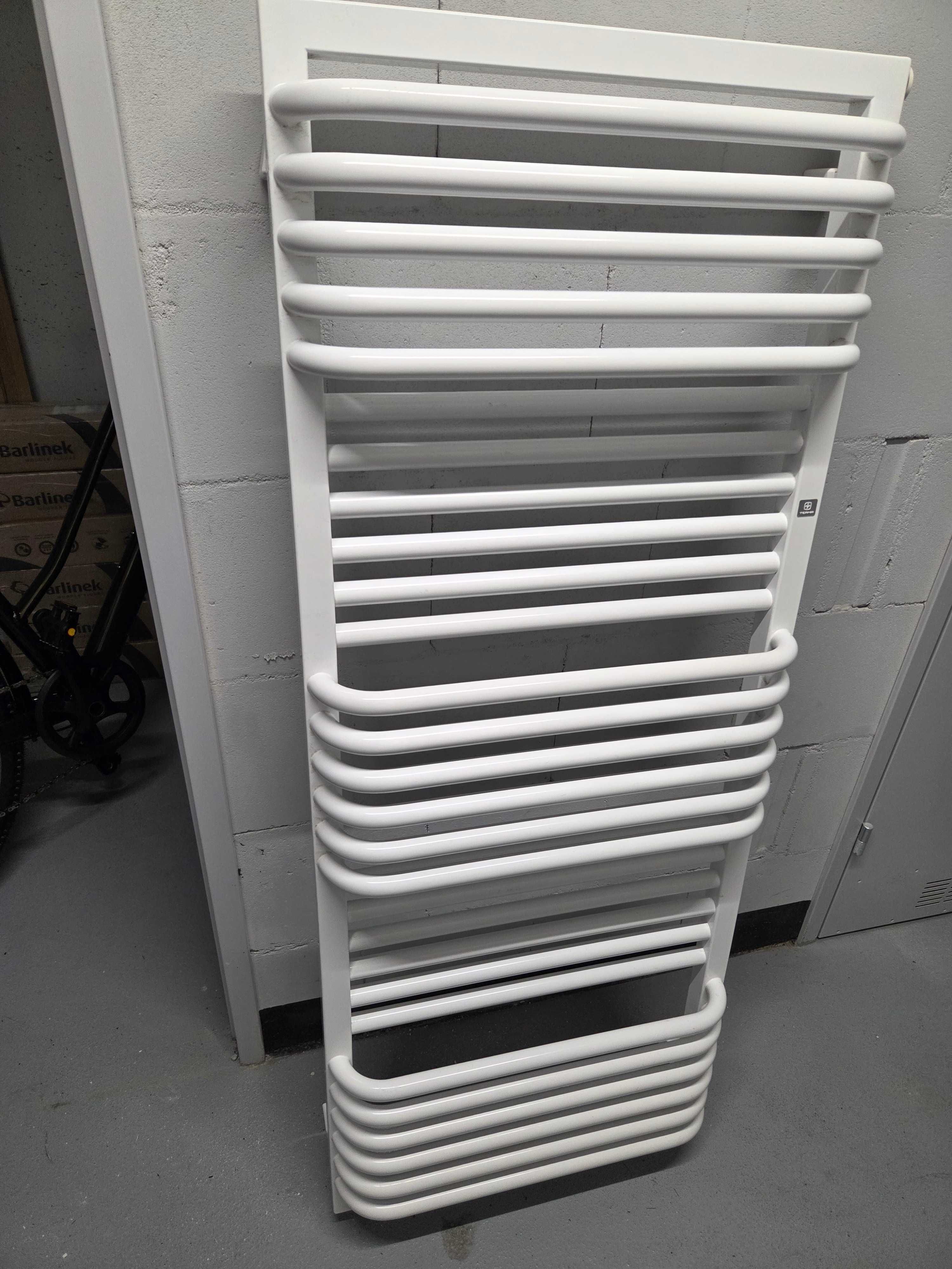 Grzejnik Łazienkowy Terma POC 2 1240/500, RAL 9016