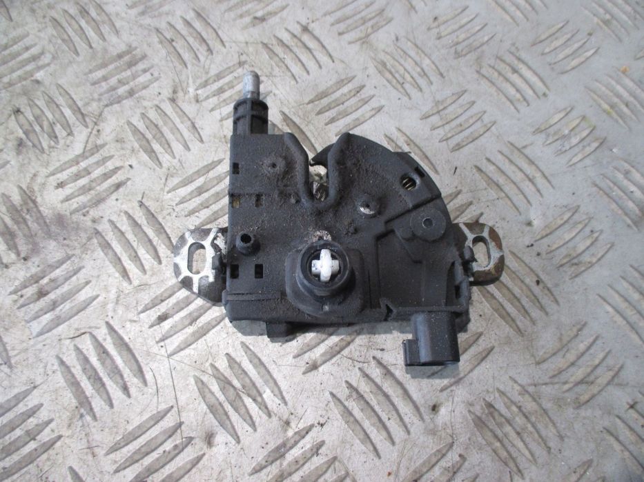 FORD FOCUS C-MAX ZAMEK MASKI 3M51-16700