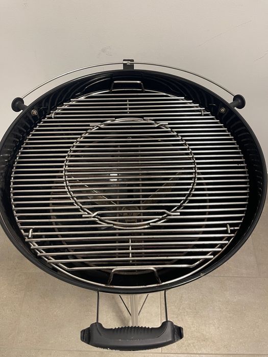 Вугільний гриль Weber Master-Touch GBS 57см