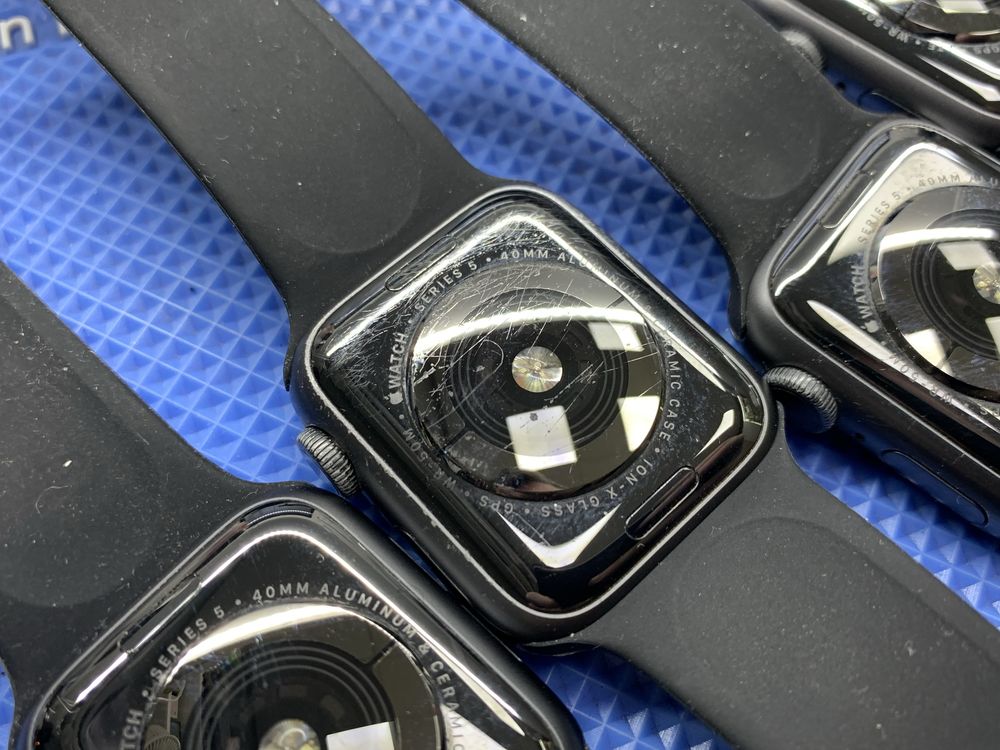 Оригінальні apple watch series 5 40  mm space gray