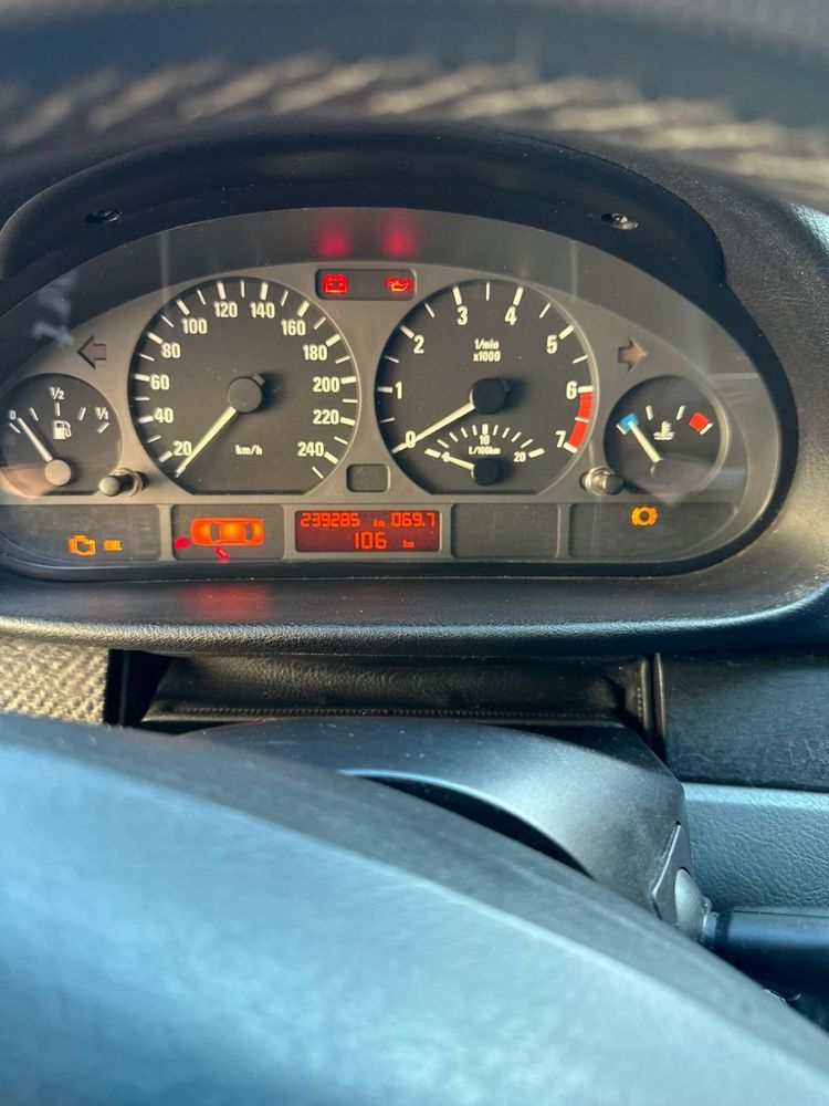 Продам собственное авто BMW 316i