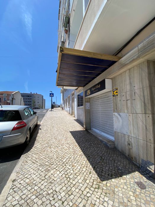 Loja Ajuda - Travessa dos Fornos, 3