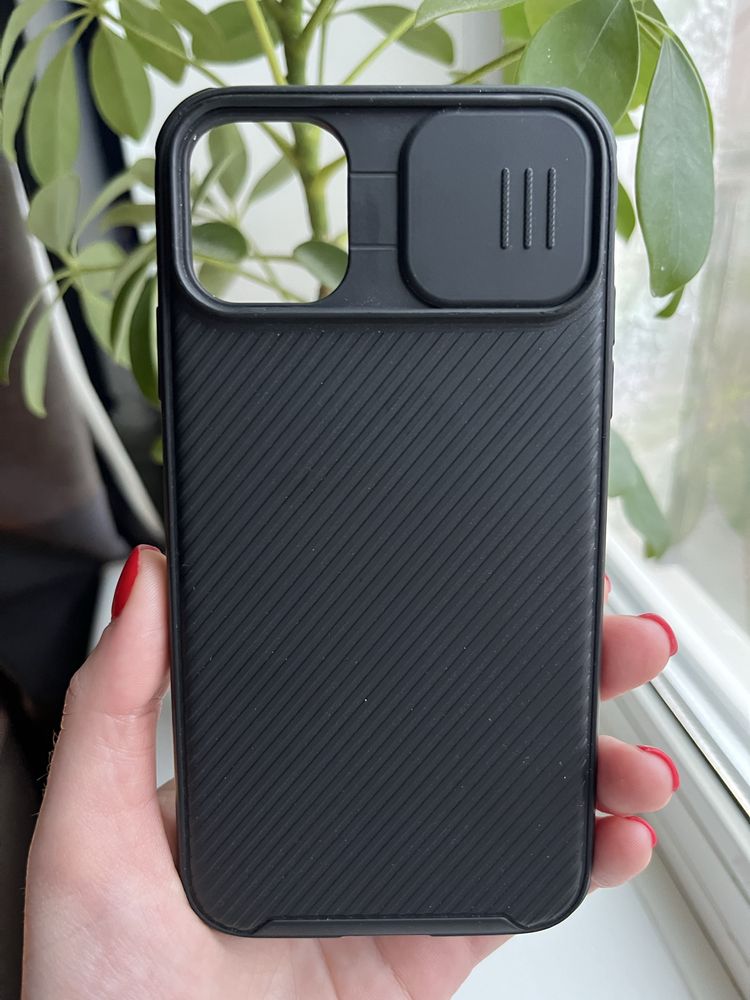 Чохли для iPhone 11