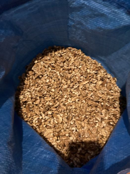 Włoskie orzechy łuskane