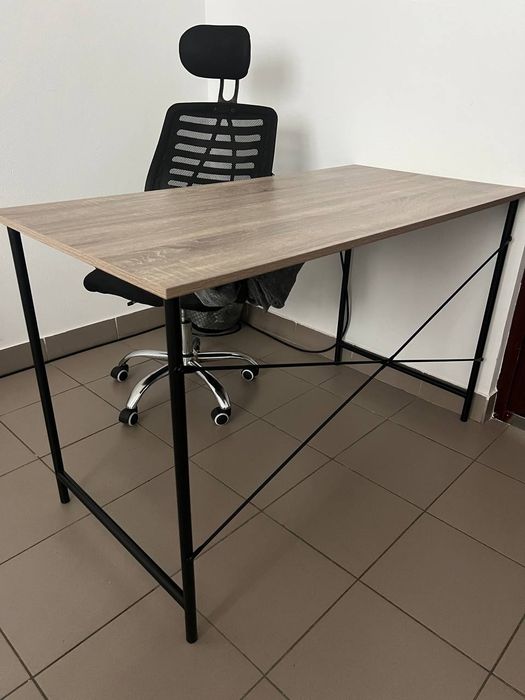 Продається офісний стіл