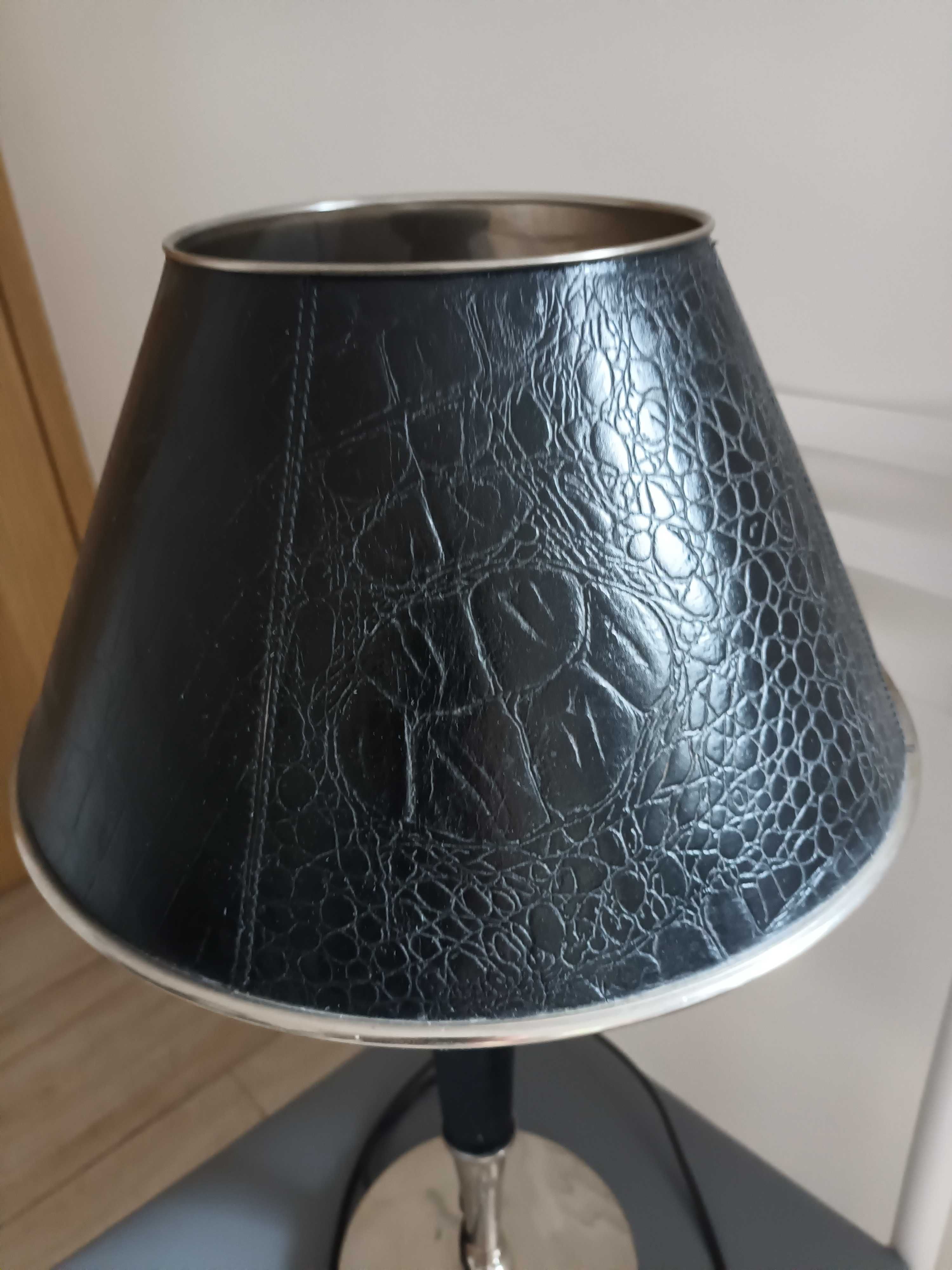 lampa smukła metalowa super stan czarna