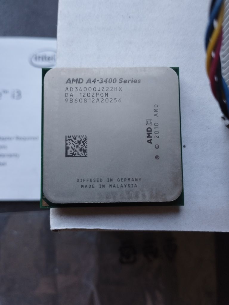 Процессор с куллером AMD A4-3400