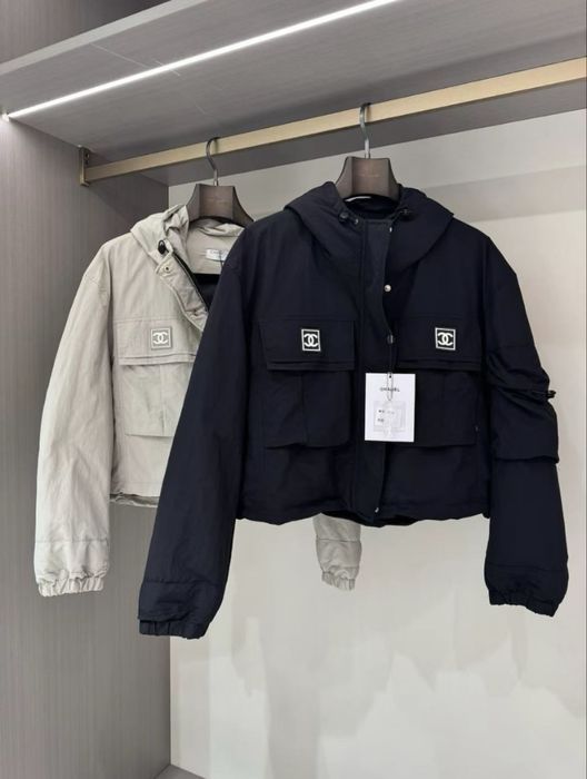 Чорна куртка Chanel