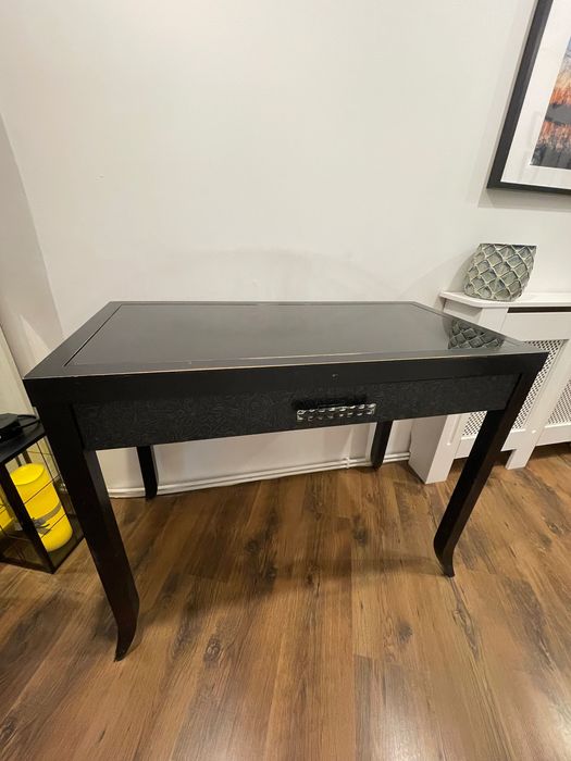 Konsola stolik czarny