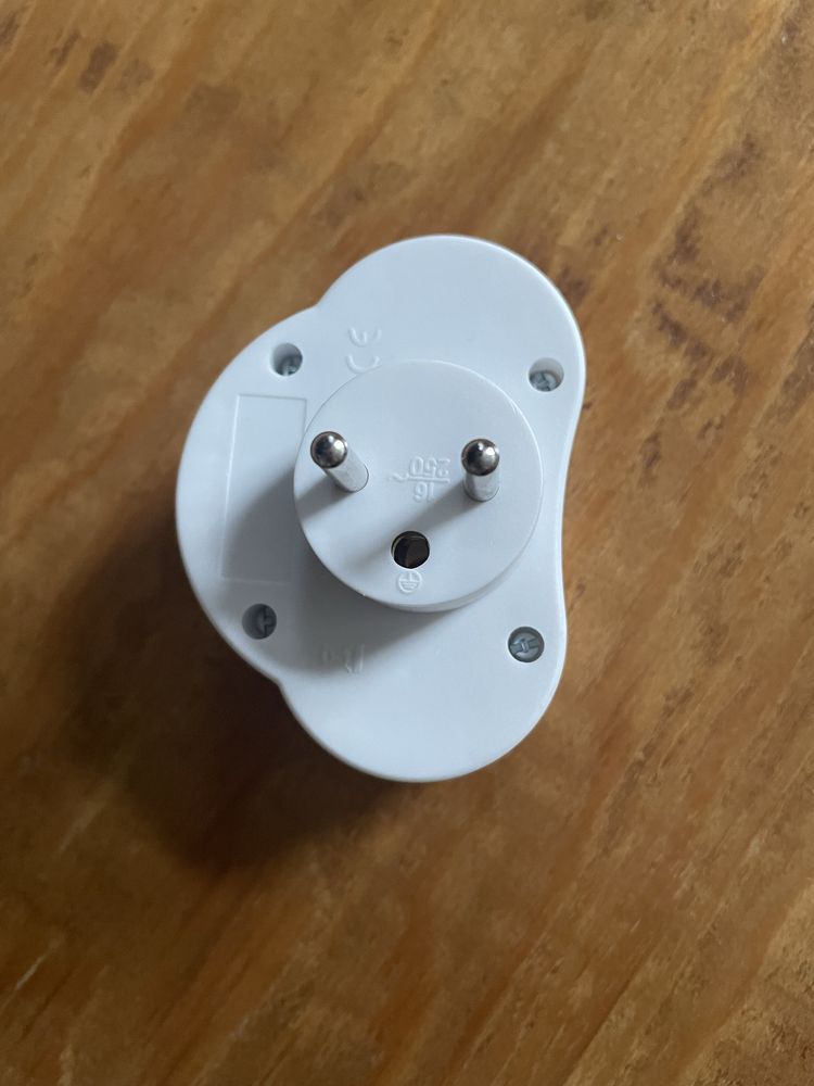 Adapter do gniazdka