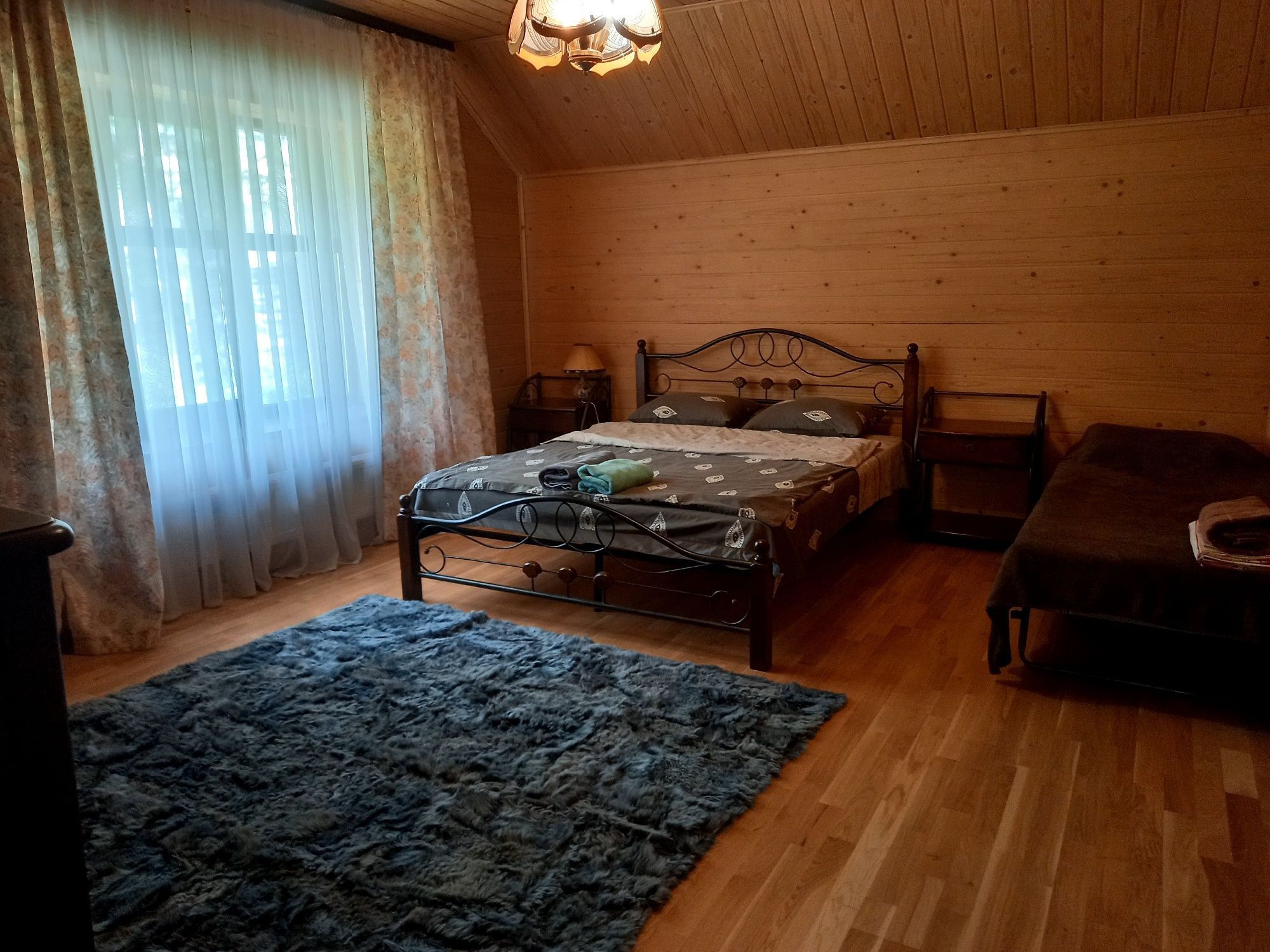 Відпочинок в Карпатах.Оренда будинка в горах .Котедж "Лара" Микуличин