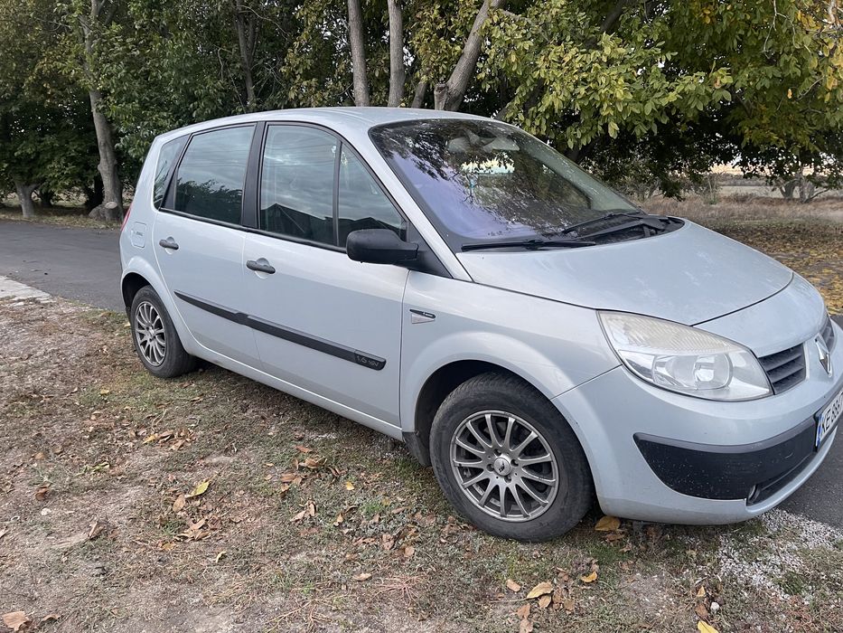 Рено Megane Scenic