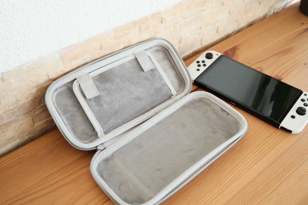 Bolsa para Nintendo Switch OLED / V2