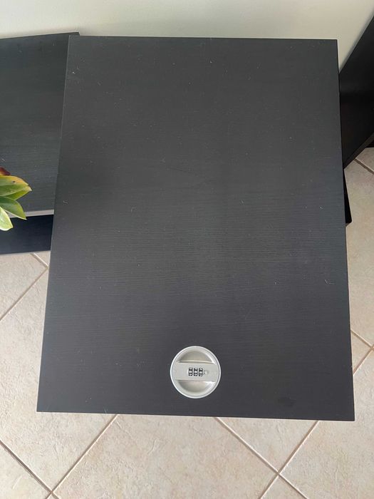 Gaveteiro com código de fecho