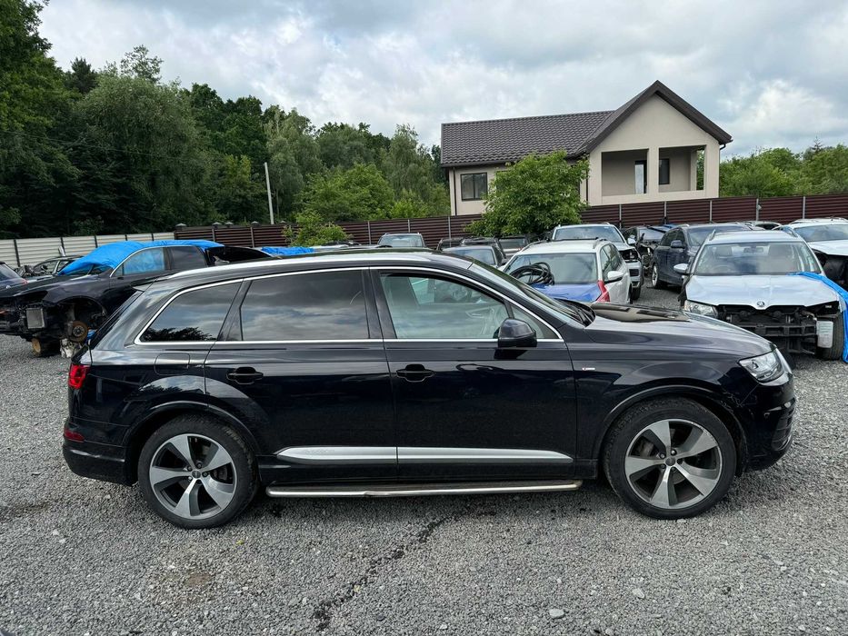 Шрот авторазборка Audi q7 4M ку7 4м 3.0 tdi CRTC разборка запчастини