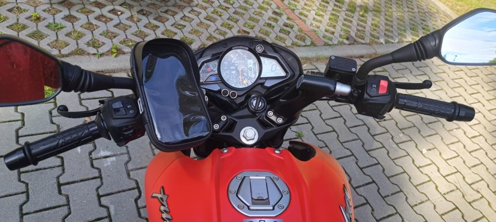 Motocykl Bajaj Plusar NS 125