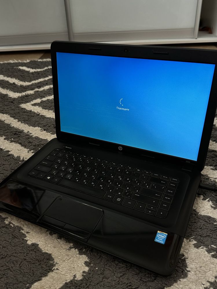 hp 2000 ноутбук 2d87sr