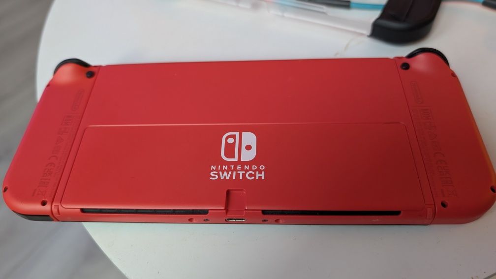 Nintendo Switch OLED Mario Red Edition
