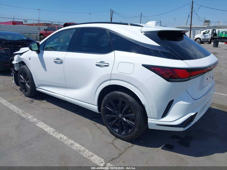 2023 Lexus RX 500h З манхейму