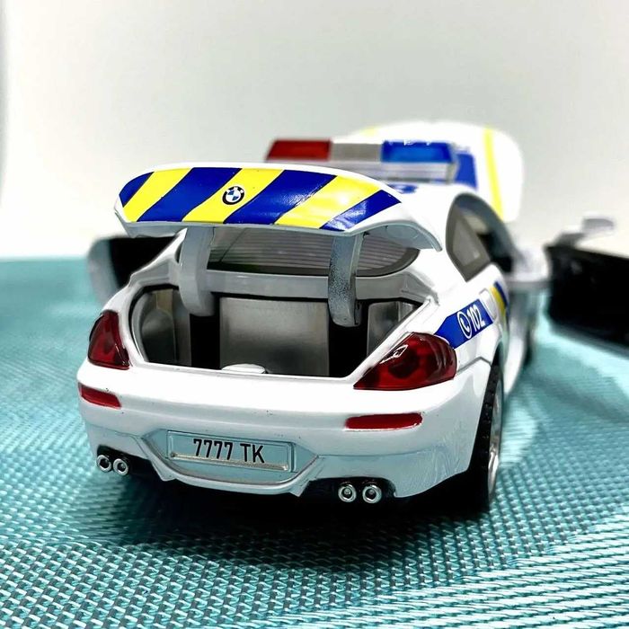 Машина АвтоЕксперт метал 1:32 Поліцейська машина Роздріб/Дроп